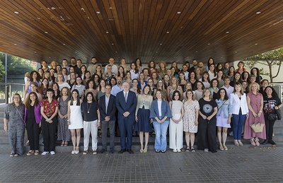 Foto de grup dels funcionaris i funcionàries que han pres possessió