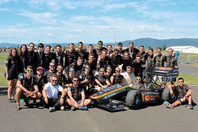 Cinc equips d’estudiants de la UPC competeixen aquest estiu amb els seus vehicles a la Formula Student 2018