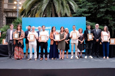 Fotografia de grup dels professors premiats en la categoria de Recerca d’Excel·lència