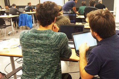 El BSC-CNS i la UPC organitzen una hackató en què els participants han de crear una ‘app’ de cites