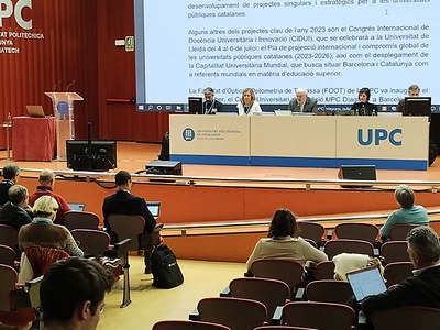 Reunió del Claustre Universitari el 31 de gener, a l'Auditori del Vèrtex