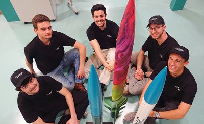 L’ESA i CanSat Espanya fitxen estudiants de la UPC per construir i llançar els coets del concurs nacional de minisatèl·lits