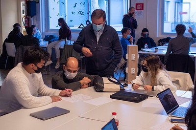 Estudiants de la UPC, d'Esade i de l’IED  presenten, amb el CERN, solucions innovadores per donar resposta als reptes de la pandèmia