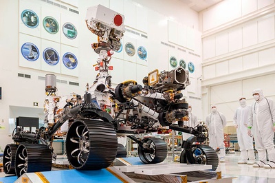 La missió Mars 2020 Perseverance viatja cap el planeta roig amb 60 microxips de la UPC a bord