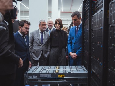 Moment de la inauguració del MareNostrum 5 amb els presidents de Catalunya i de l’Estat, Pere Aragonès i Pedro Sánchez, la ministra Diana Morant, l'alcalde de Barcfelona, Jaume Collboni, el rector Daniel Crespo i altres autoritats