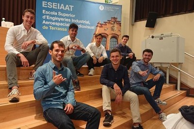 Set estudiants de la UPC-ESEIAAT creen la primera 'start-up' d’Espanya dedicada a desenvolupar un nou sistema de propulsió elèctrica per a satèl·lits