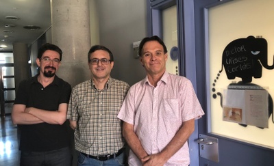 Els investigadors Cristian Barrué, Javier Béjar i Ulises Cortés, del Departament de Ciències de la Computació de la UPC i de l’IDEAI-UPC