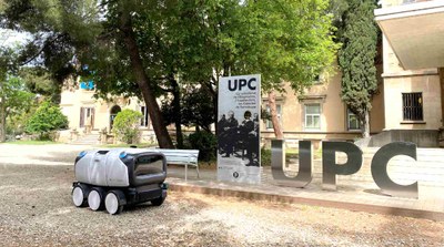 L'Autonomous Delivery Device (ADD) als jardins de Torre Girona, Barcelona