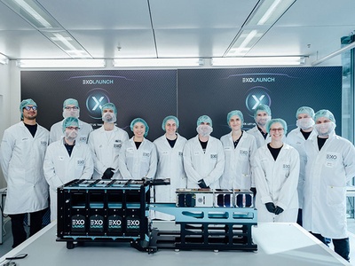 The student teams of 3Cat-4 (UPC) and ISTSat-1 (Técnico Lisboa), the next Portuguese nanosatellite to fly into space, with ESA’s Fly Your Satellite! programme coordinators and Exolaunch representatives. Source: Exolaunch
