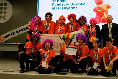 El equipo White Raven, del Instituto Juan de Austria, recibe el premio Fundación Scentia al Ganador de la FIRST LEGO League