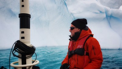 El Laboratorio de Aplicaciones Bioacústicas de la UPC investiga la contaminación acústica de los océanos desde la Antártida