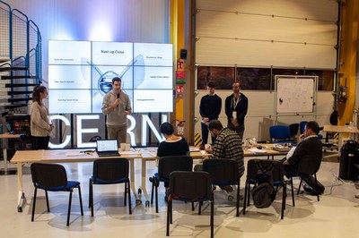 Estudiantes de la UPC, Esade y el IED presentarán en el CERN prototipos y soluciones para mejorar la movilidad urbana