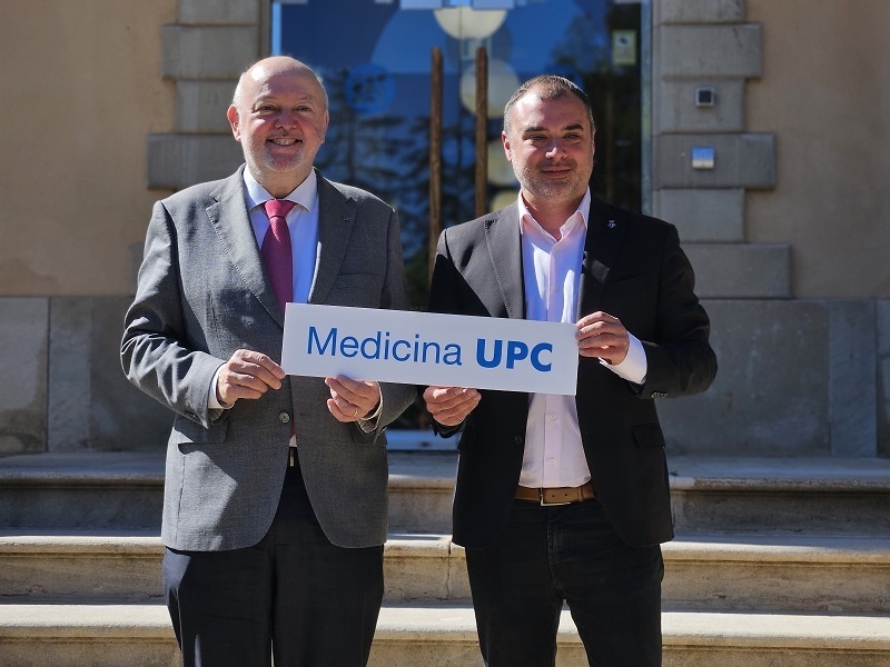 El rector de la UPC, Daniel Crespo, y el alcalde de Terrassa, Jordi Ballart, en la presentación de los nuevos estudios