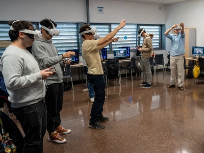 El nuevo espacio tecnológico permite un aprendizaje interactivo en ámbitos tan distintos como las matemáticas, la mecánica o la medicina