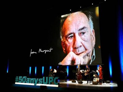 Espectáculo poético-musical de Carles Margarit 'No se pierde la señal, recordando a Joan Margarit', en homenaje póstumo al arquitecto y catedrático de la ETSAB