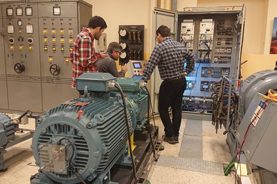 La UPC inaugura en Terrassa el Aula ABB, equipada con alta tecnología en accionamientos y control de motores eléctricos