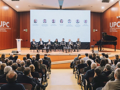 Un momento de la mesa redonda