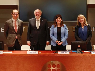 Ramon Carbonell, presidente del Consejo Social de la UPC en los últimos ocho años; el rector Daniel Crespo; la 'consellera' de Universidades e Investigación, Gemma Geis, y Montserrat Guardia, después de tomar posesión del cargo