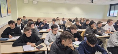 El aula 3.07 de la ESEIAAT en la que está conectado el invernadero del Airgilab.