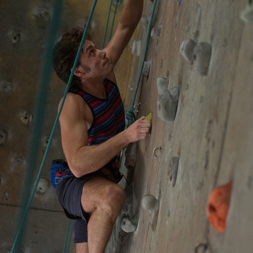 Activitats escalada.jpg