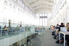 Biblioteca del Campus Universitari de Manresa Biblioteca del Campus Universitari de Manresa