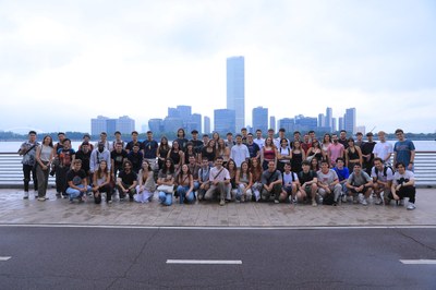 Una setentena de estudiantes de la UPC participan en una escuela de verano en la Tongji University