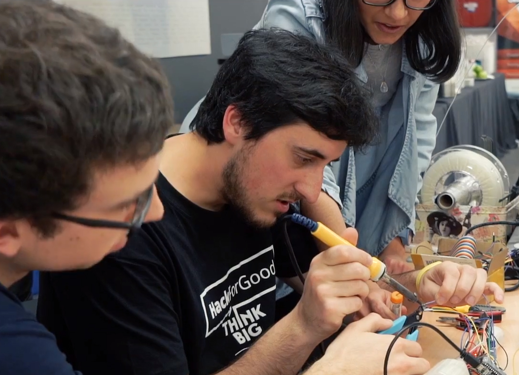estrudiants-hackaton-2.jpg